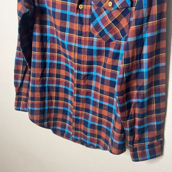 Duluth Trading Co Shirt Mens Medium Slim Fit Button Up Long Sleeve Plaid Pocket - Picture 3 of 11